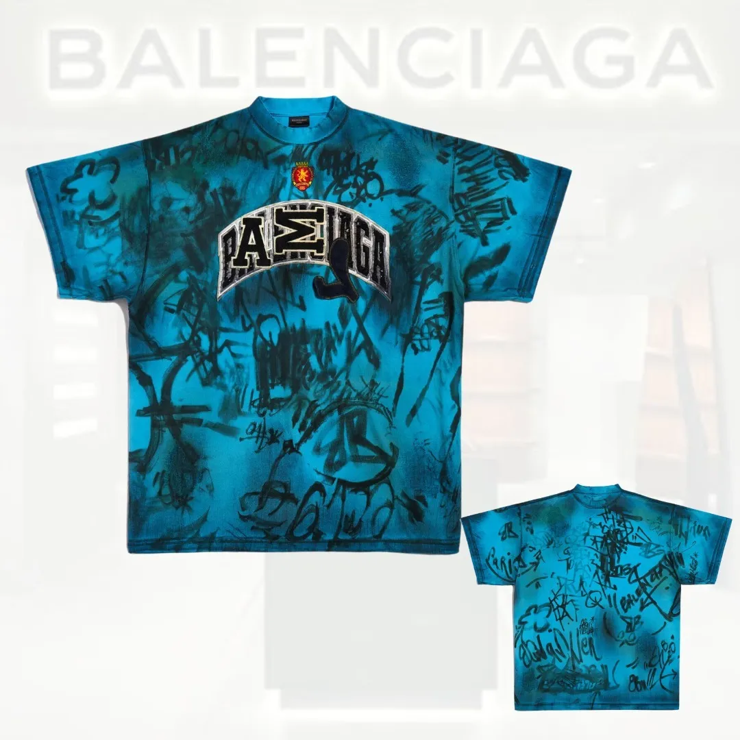 Balenciaga Skater T-shirt Oversized in Blue Sky