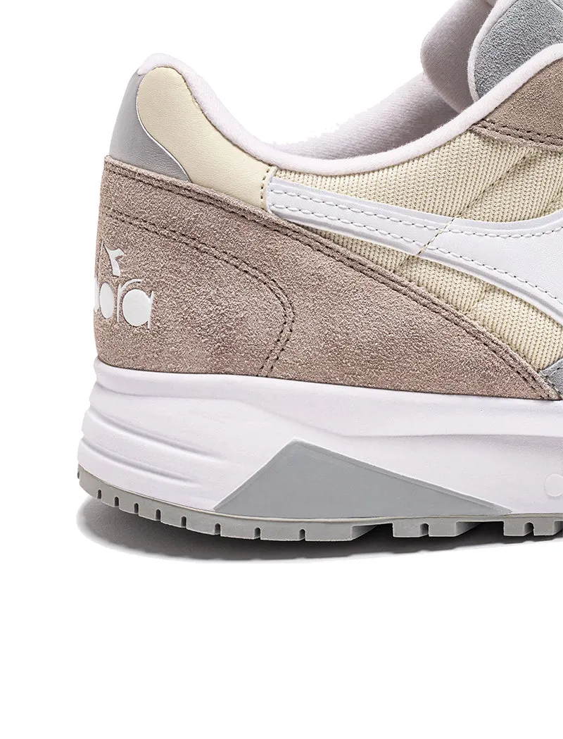 Diadora N902 Trainer women's shoes - Arctic Coffee Bean / Cloud Cream