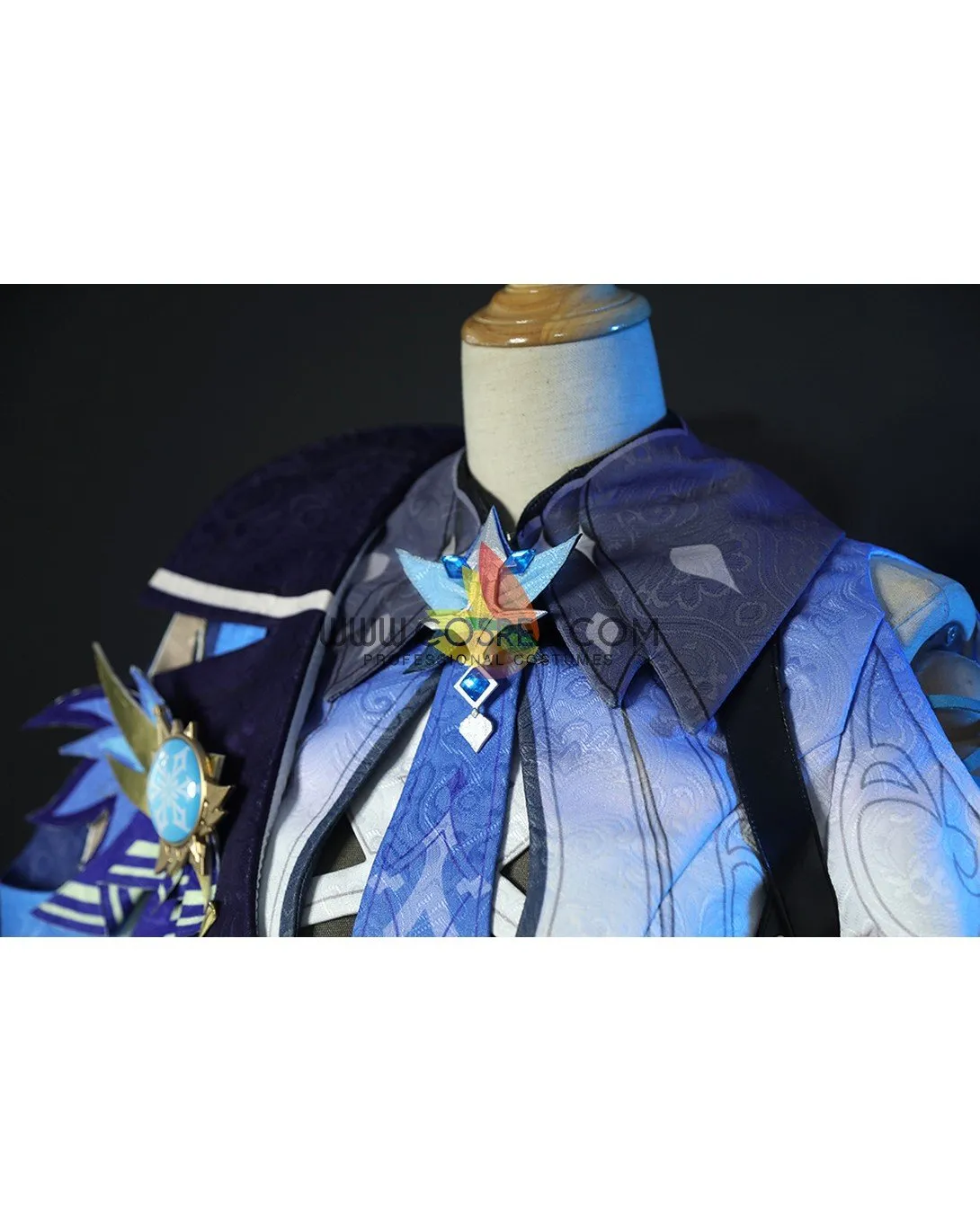 Genshin Impact Eula Cosplay Costume (Standard Size)