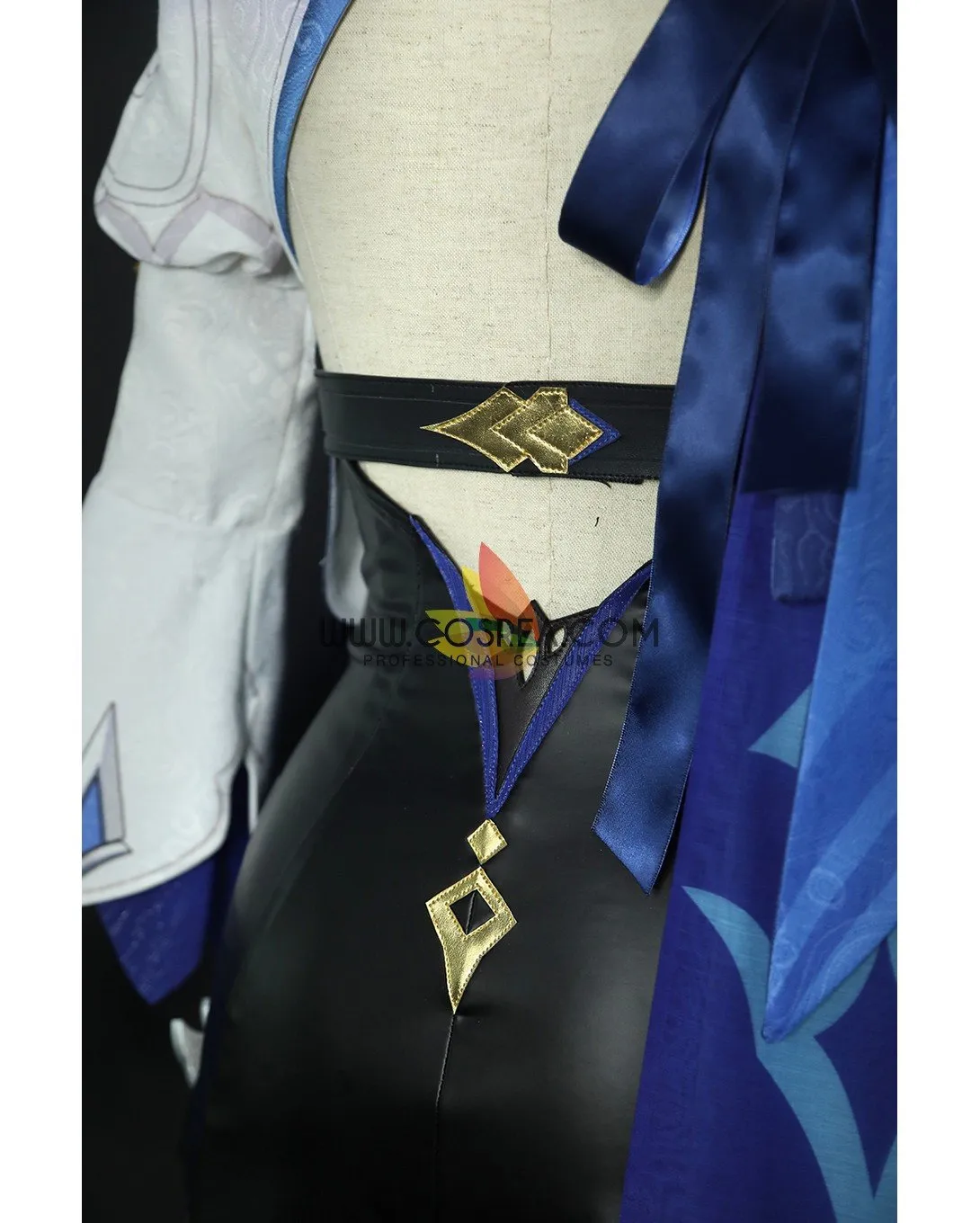 Genshin Impact Eula Cosplay Costume (Standard Size)