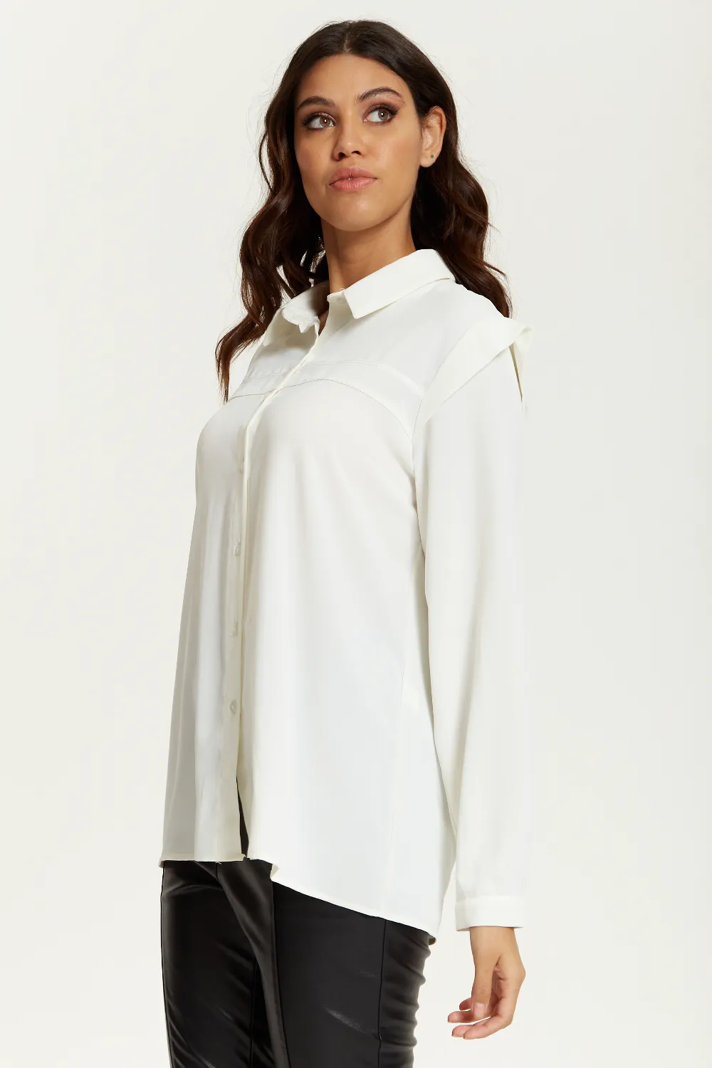 Hoxton Gal Long Sleeves Shirt with Oversized Shoulders