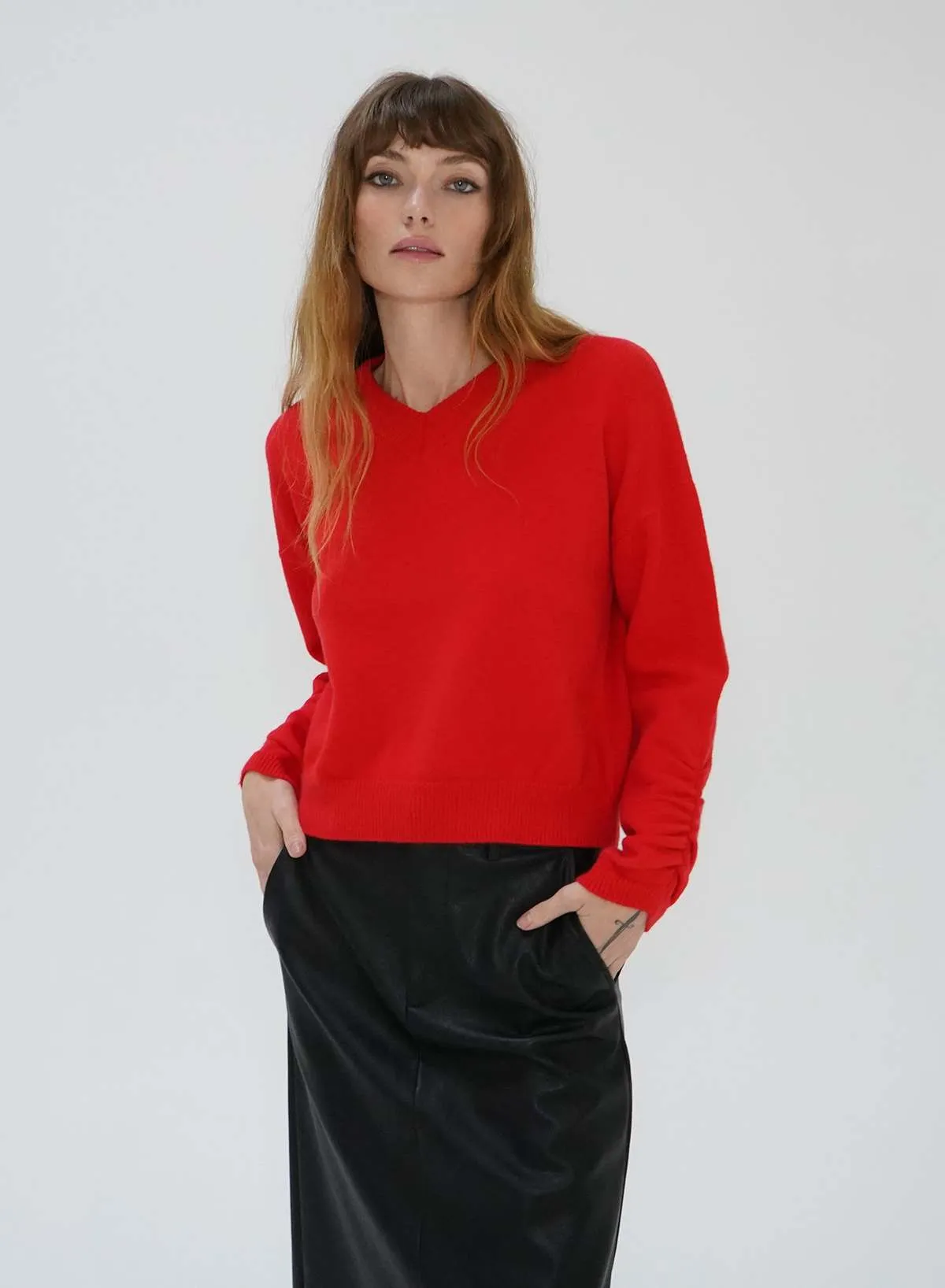 Latigo V Neck Sweater - Red