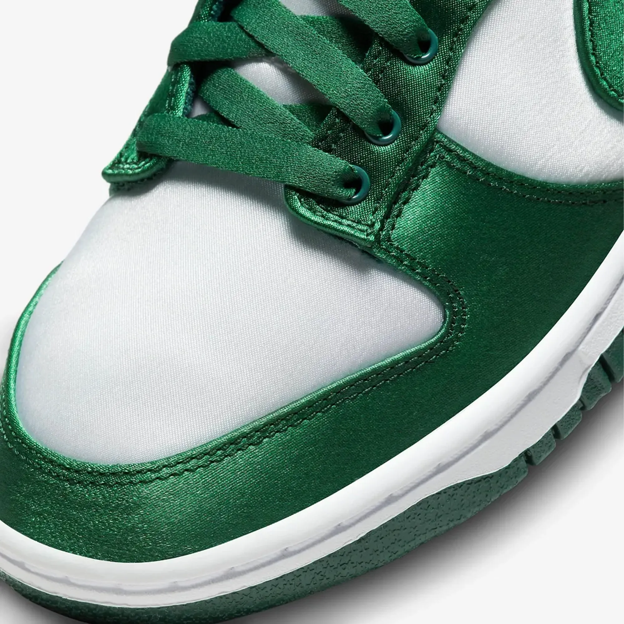 Women's Dunk Low White/Team Green